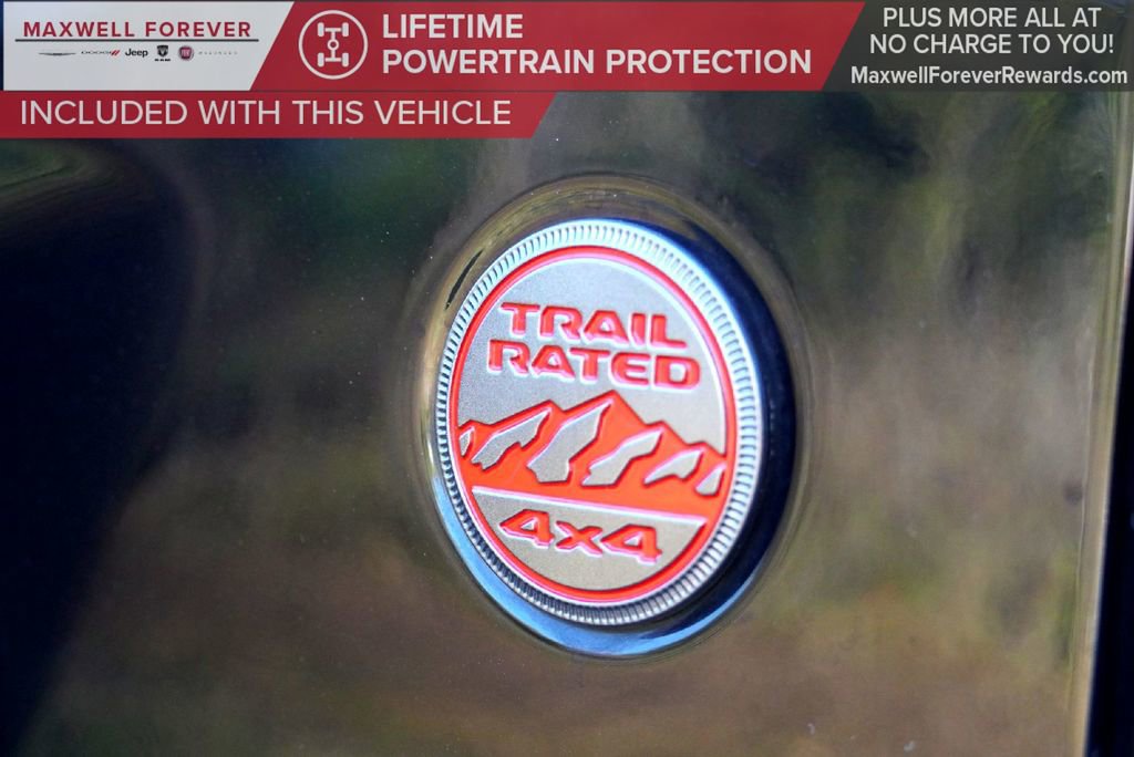 Used 2022 Jeep Gladiator Rubicon w/ Safety Group image 9