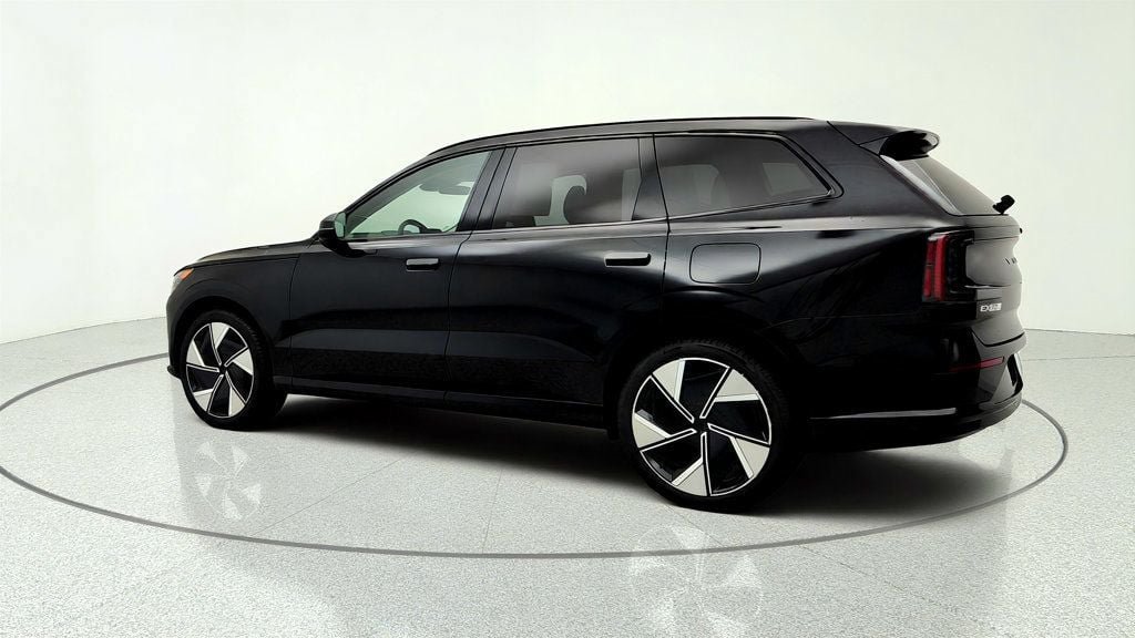 Used 2025 Volvo EX90 Ultra w/ Protection Package Premier AWD/4WD image 8
