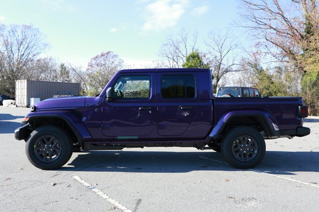 New 2026 Jeep Gladiator Sport image 10