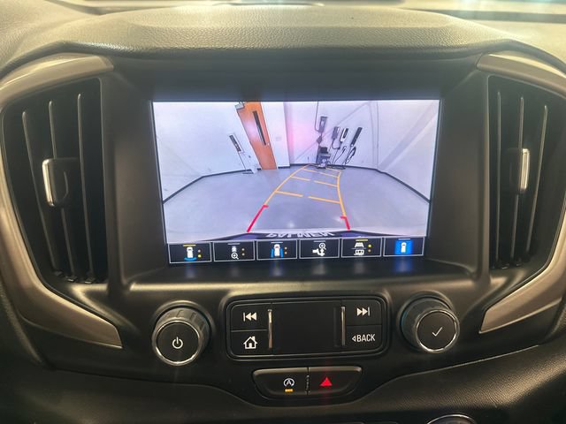 Certified 2023 GMC Terrain AT4 w/ Infotainment Package II AWD/4WD image 18