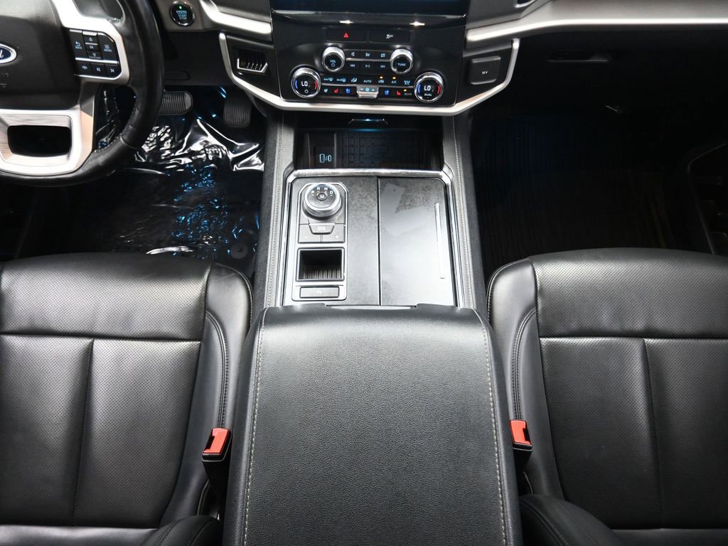 Used 2022 Ford Expedition XLT image 31