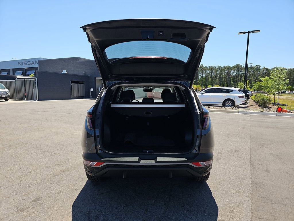 Used 2023 Hyundai Tucson SEL w/ Convenience Package AWD/4WD image 16