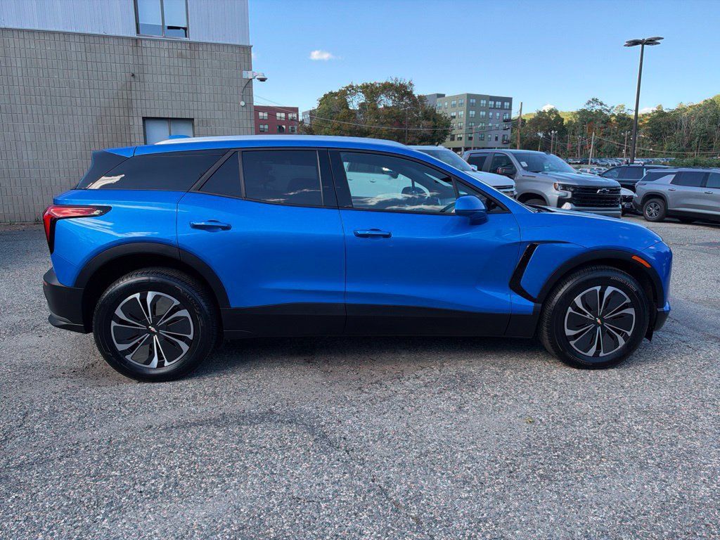 Used 2024 Chevrolet Blazer EV LT AWD/4WD image 8