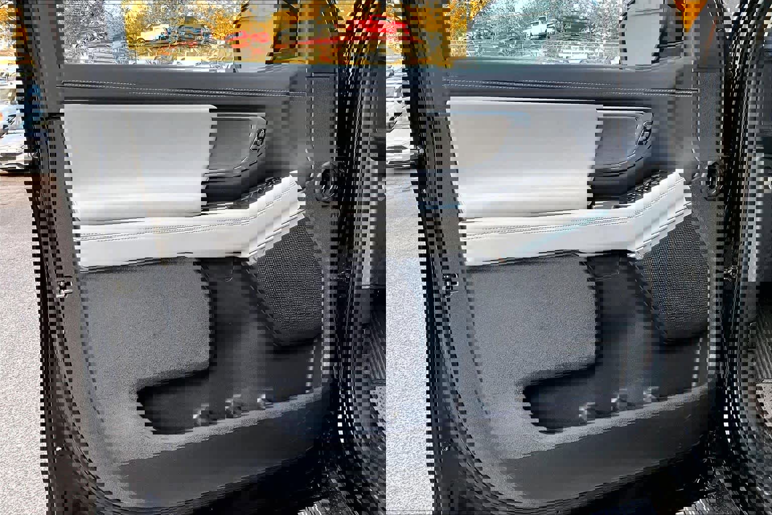 Used 2025 Ford Expedition Max Platinum image 21