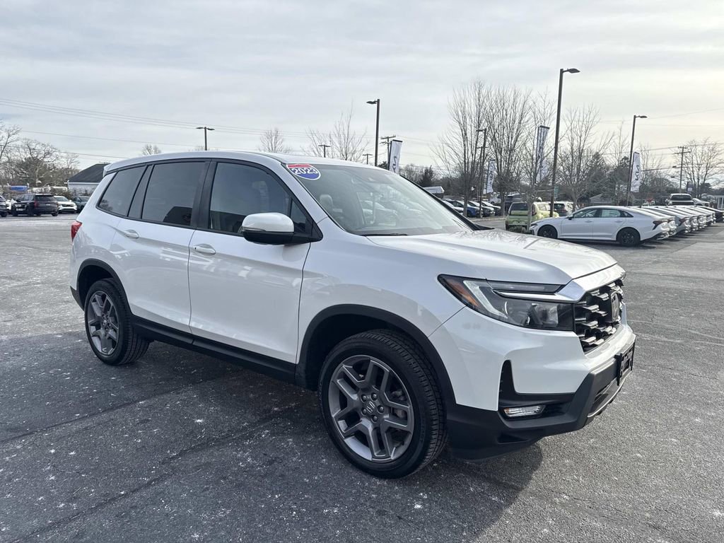 Used 2023 Honda Passport EX-L image 11
