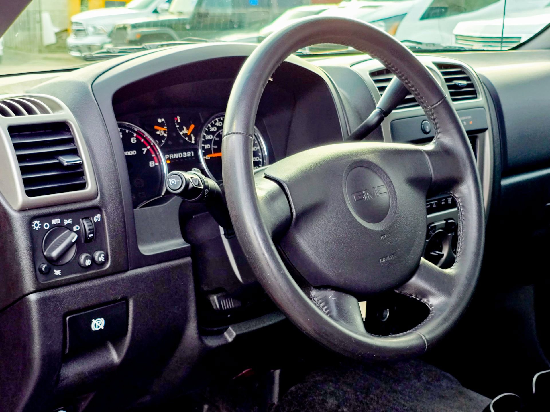 Used 2012 GMC Canyon SLE RWD image 7