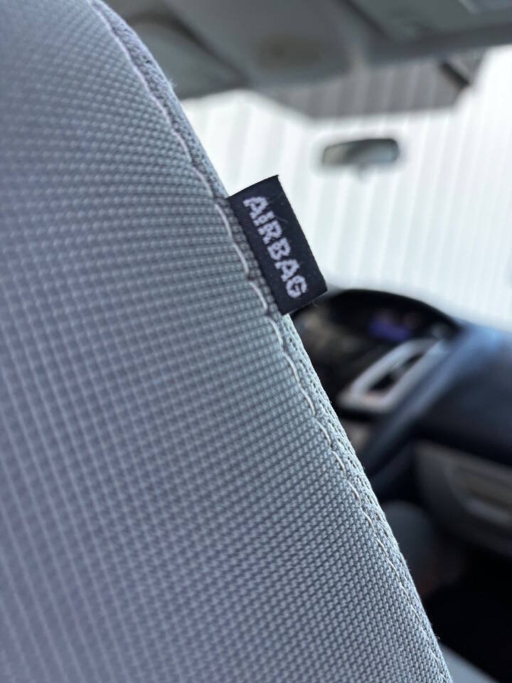 Used 2014 Ford Focus SE FWD image 12