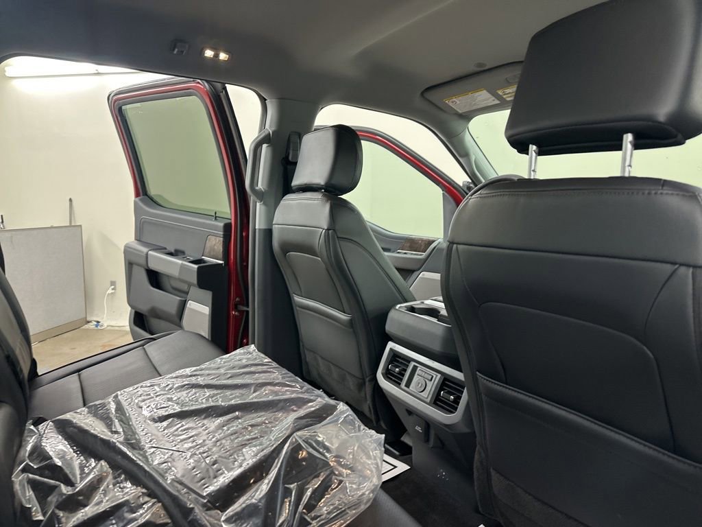 New 2026 Ford F350 Lariat image 25