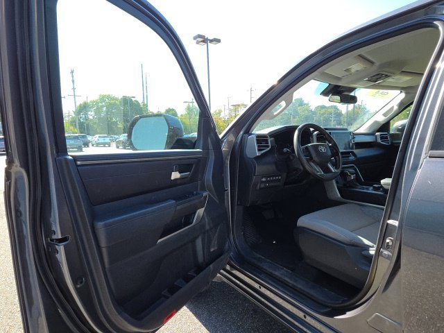 Used 2023 Toyota Tundra SR5 w/ SR5 Convenience Package AWD/4WD image 21