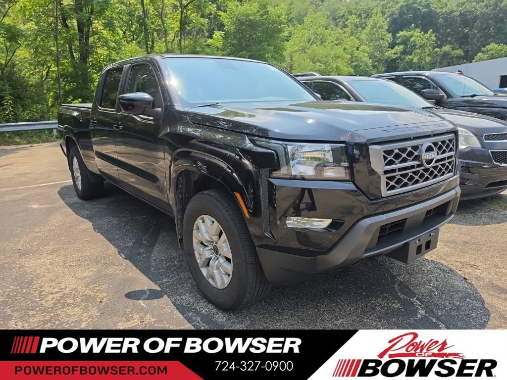 Used 2024 Nissan Frontier SV w/ Technology Package AWD/4WD image 3
