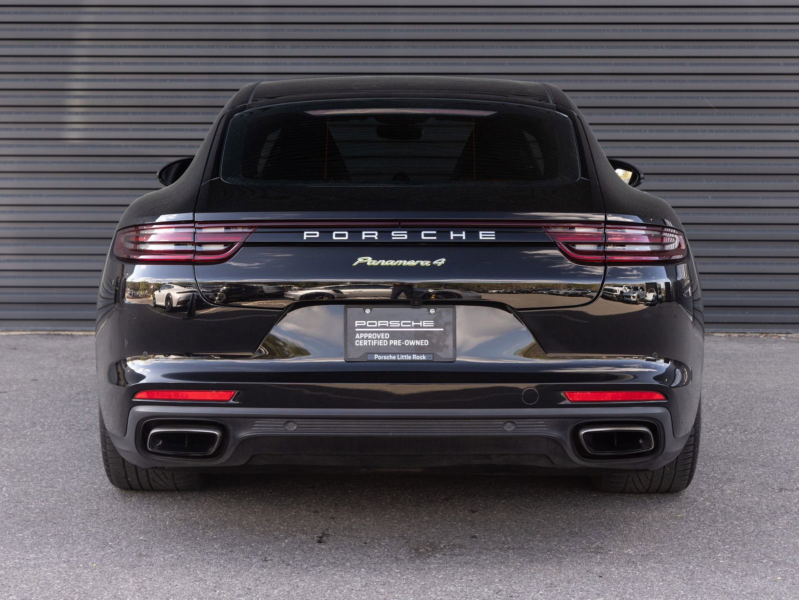 Used 2018 Porsche Panamera 4 image 6