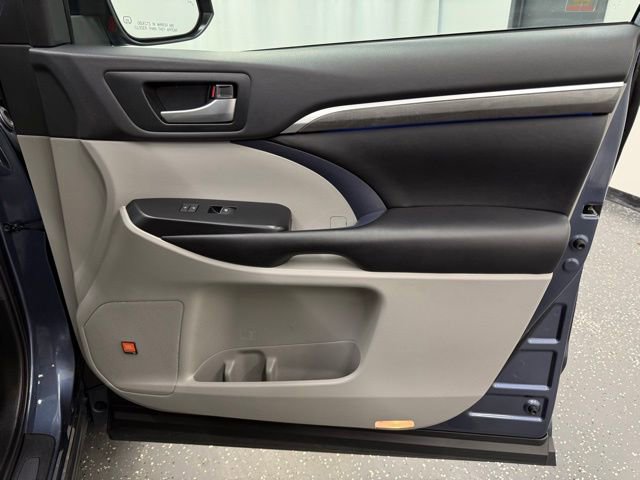 Certified 2019 Toyota Highlander Limited image 8