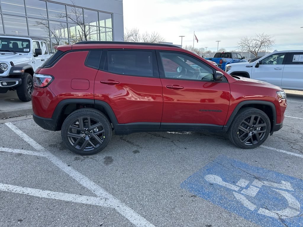 New 2026 Jeep Compass Latitude AWD/4WD image 28