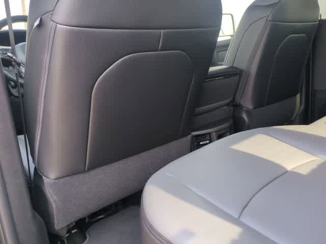 New 2026 RAM 3500 Tradesman AWD/4WD image 17