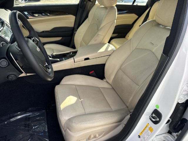 Used 2019 Cadillac CTS Luxury RWD image 11