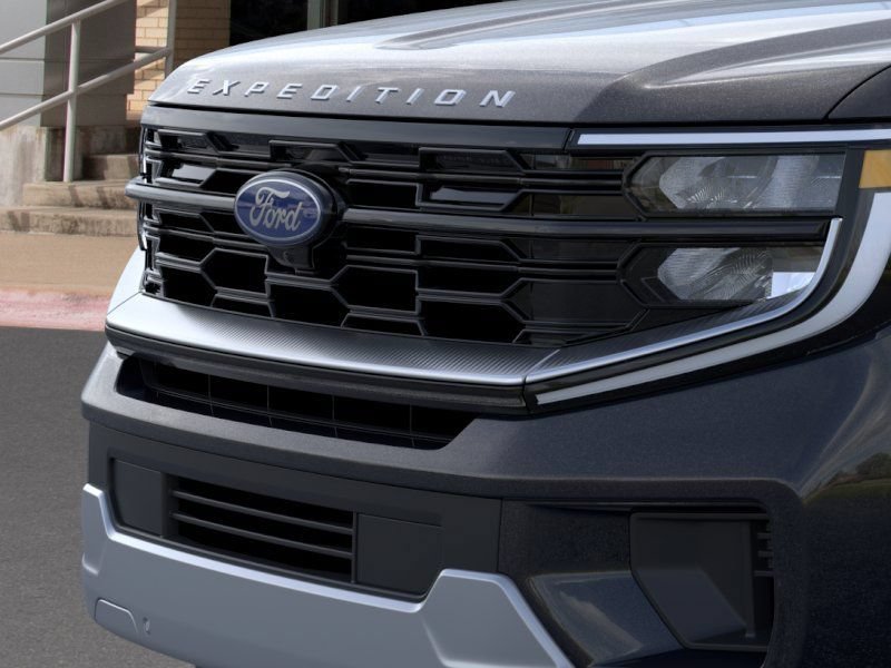 New 2025 Ford Expedition Max Platinum w/ Platinum Ultimate Package AWD/4WD image 18