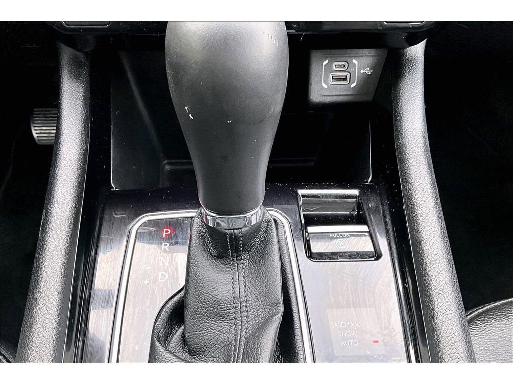 Certified 2025 Jeep Compass Limited w/ Sun & Sound Group AWD/4WD image 31