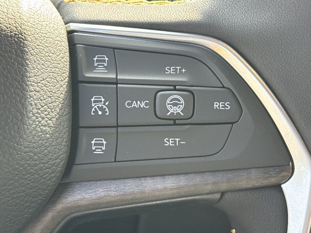 New 2026 Jeep Grand Cherokee Limited AWD/4WD image 25