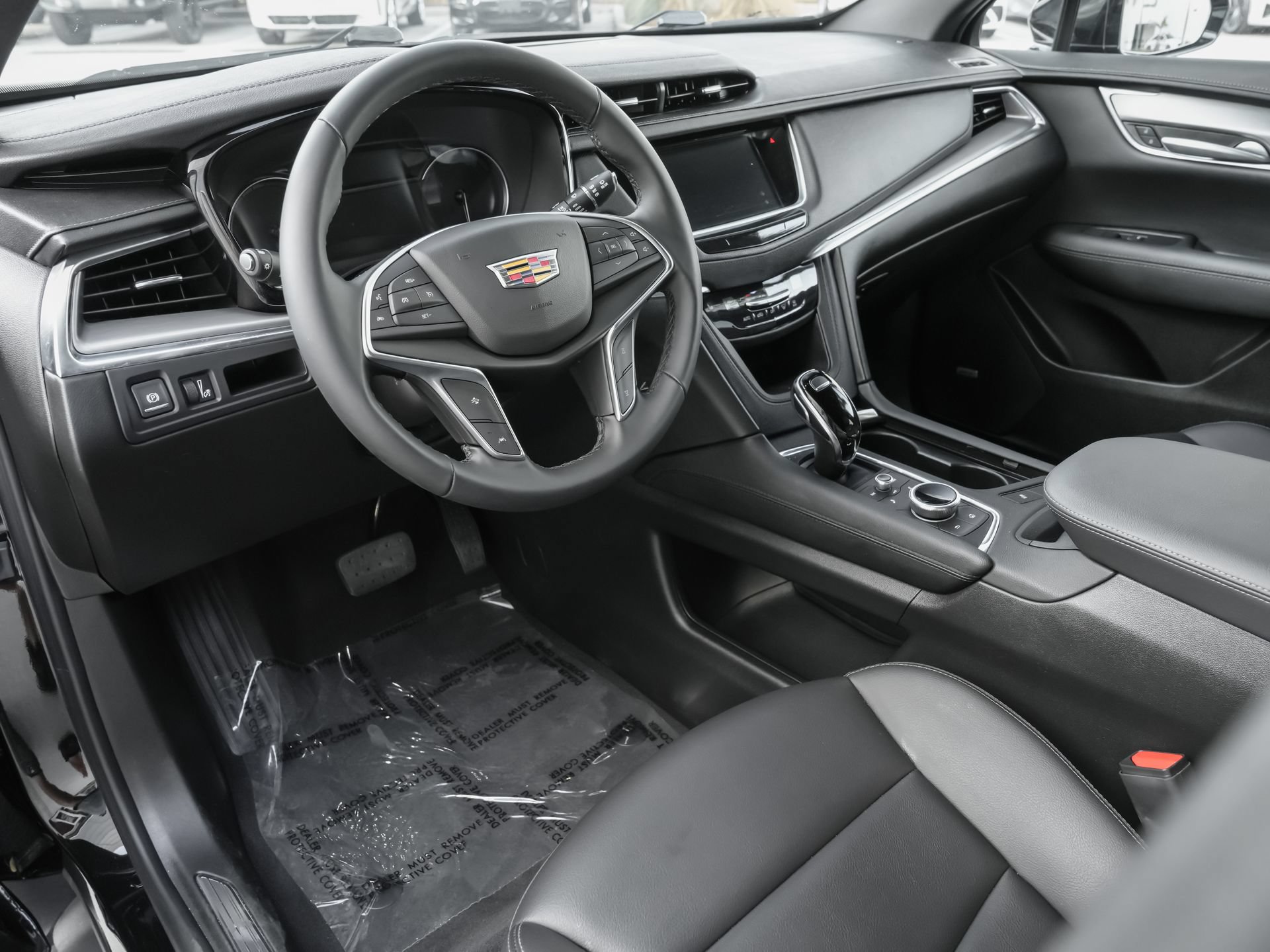 Used 2025 Cadillac XT5 Luxury FWD image 8
