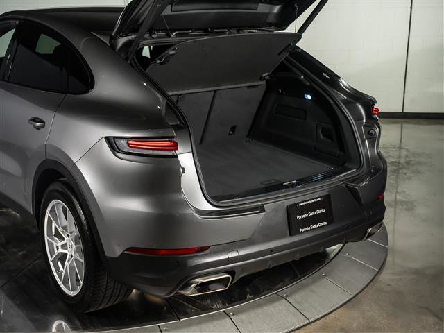 Certified 2025 Porsche Cayenne Coupe AWD/4WD image 34