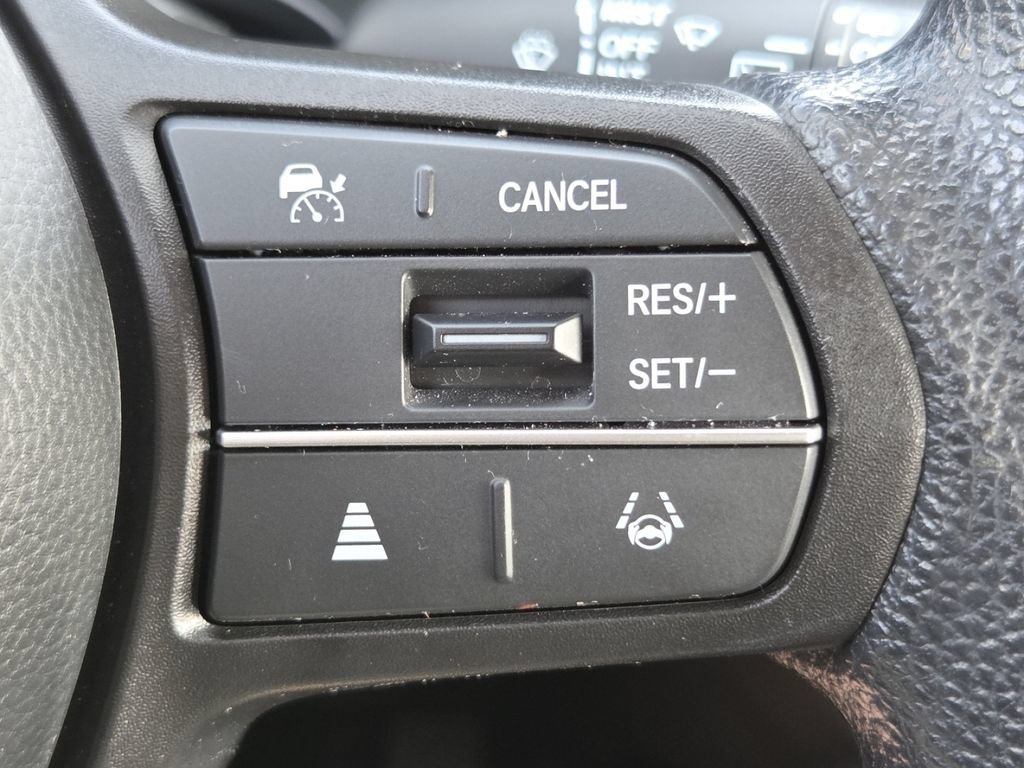Certified 2024 Honda HR-V LX image 9