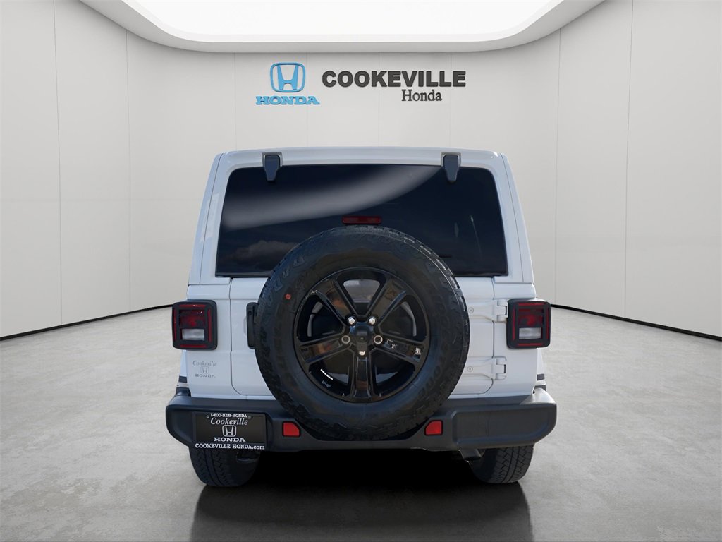 Used 2023 Jeep Wrangler Sahara image 8