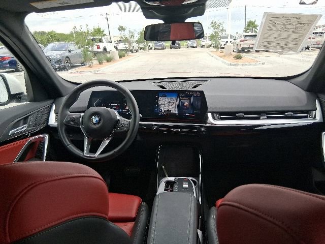 Used 2023 BMW X1 xDrive28i AWD/4WD image 10