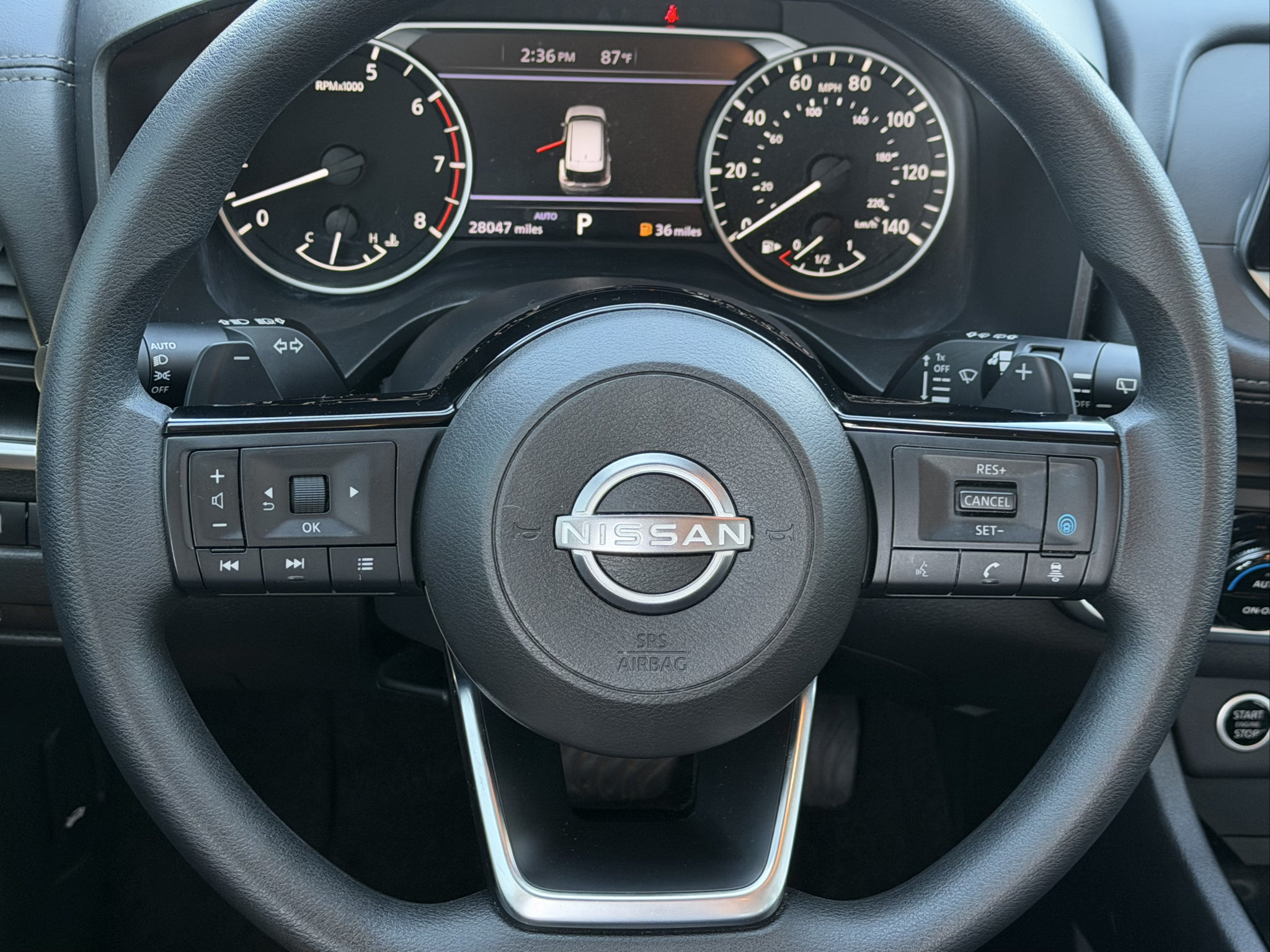 Used 2023 Nissan Rogue SV AWD/4WD image 16