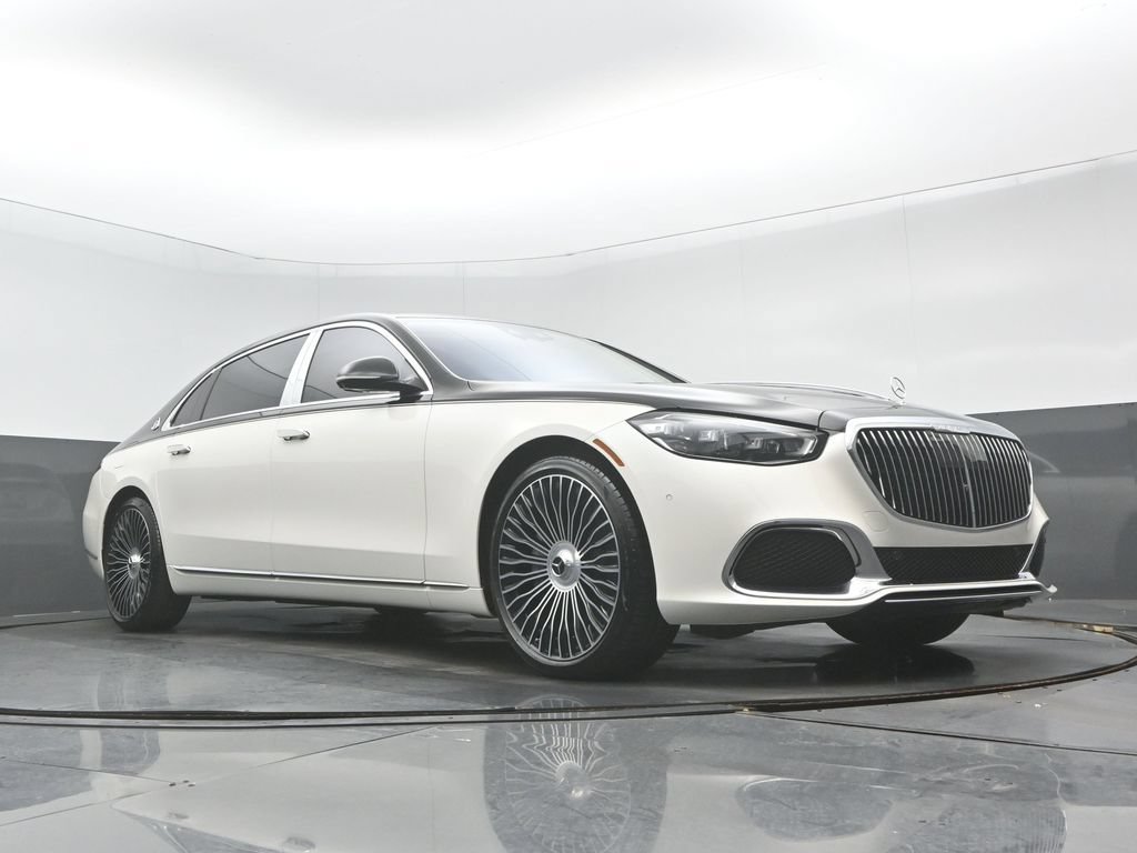 Used 2023 Mercedes-Benz Maybach S 580 4MATIC image 32