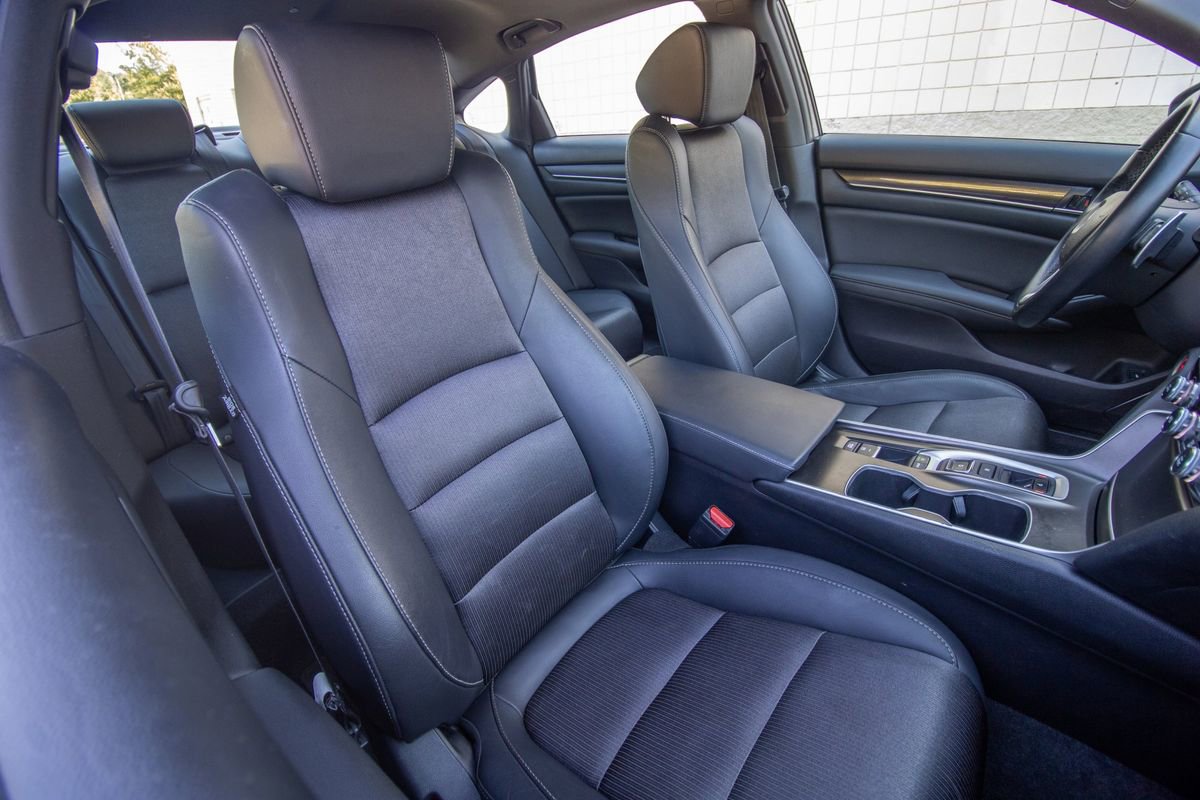 Used 2020 Honda Accord Sport image 21