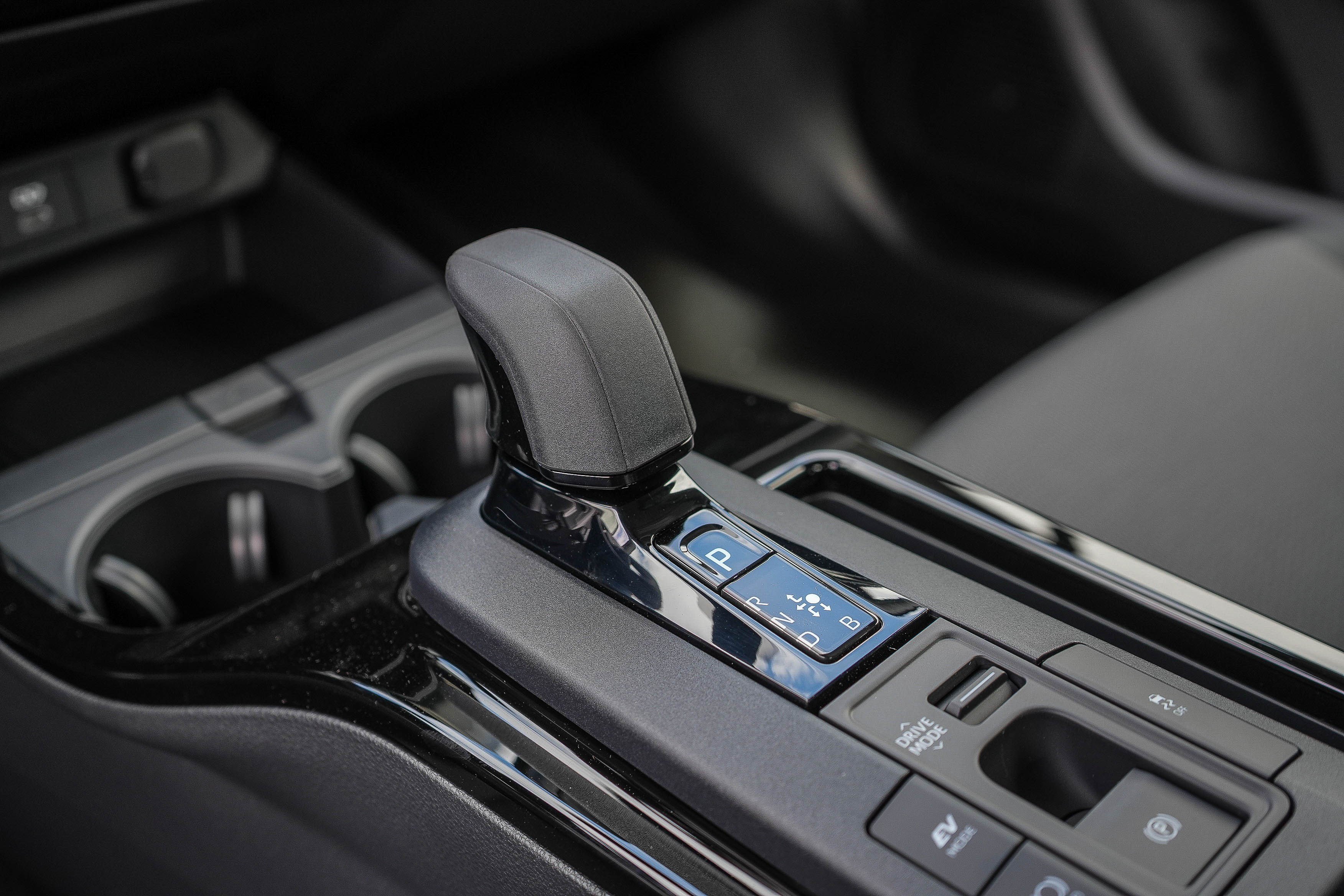 New 2027 Toyota Prius LE FWD image 22