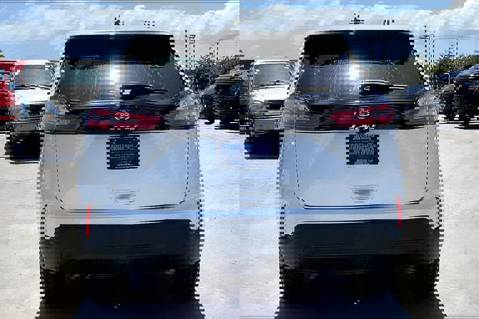 Certified 2021 Ford Edge SE FWD image 5