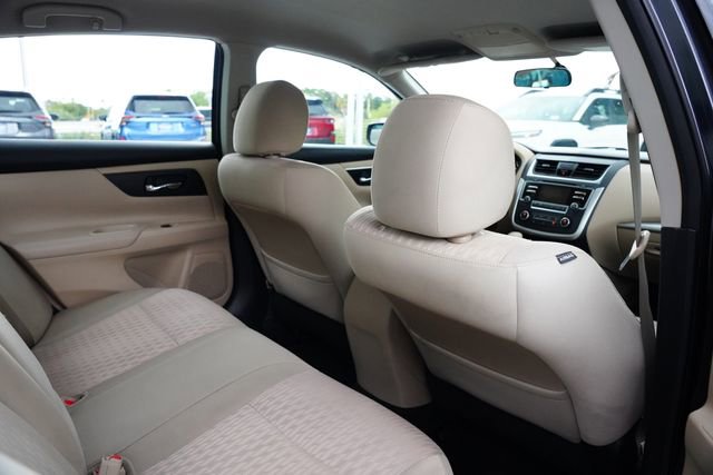 Used 2016 Nissan Altima 2.5 S w/ Power Driver Seat Package image 17