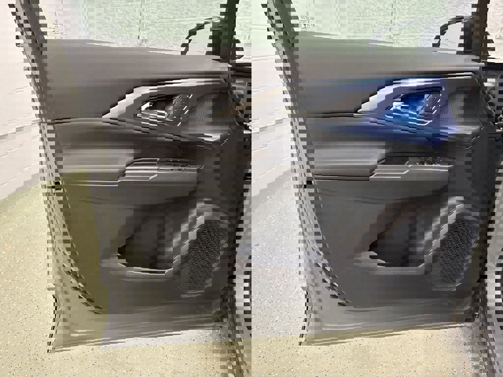 New 2026 Chevrolet Equinox EV LT w/ Convenience Package II image 13