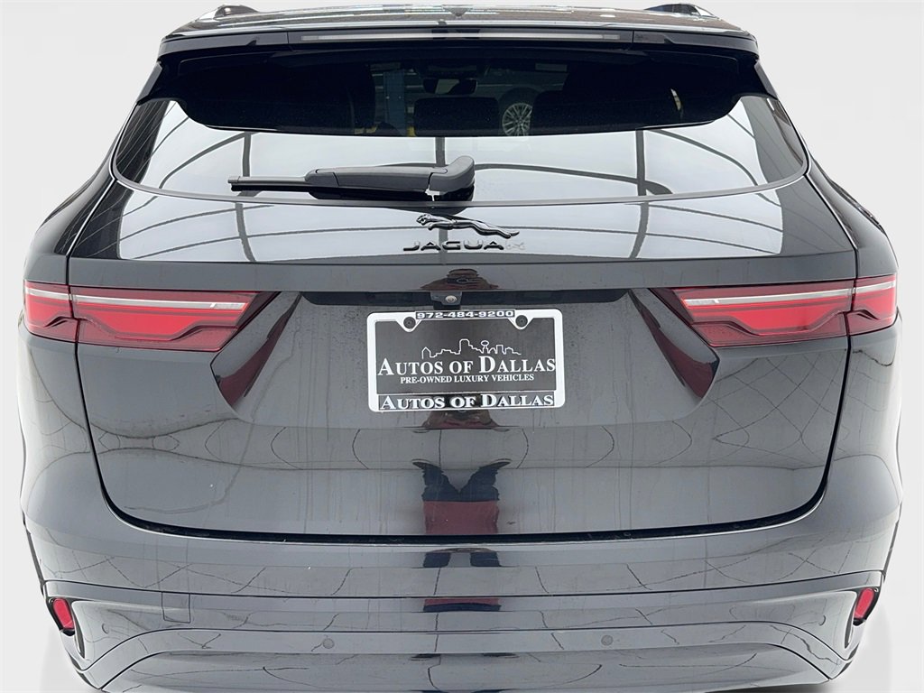 Used 2024 Jaguar F-PACE R-Dynamic S image 11