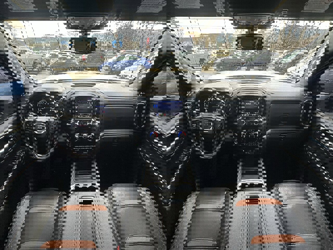 Used 2021 GMC Sierra 2500 AT4 w/ Gooseneck/5TH Wheel Package image 4