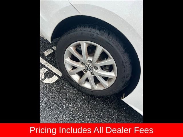 Used 2013 Volkswagen Jetta SE FWD image 4