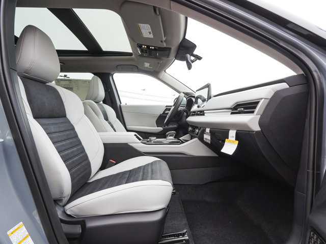 New 2026 Mitsubishi Outlander SE AWD/4WD image 42