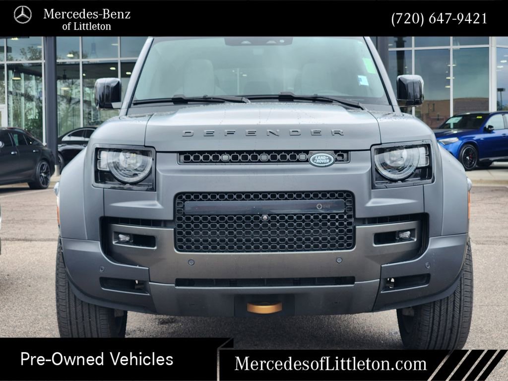Used 2025 Land Rover Defender 110 AWD/4WD image 2
