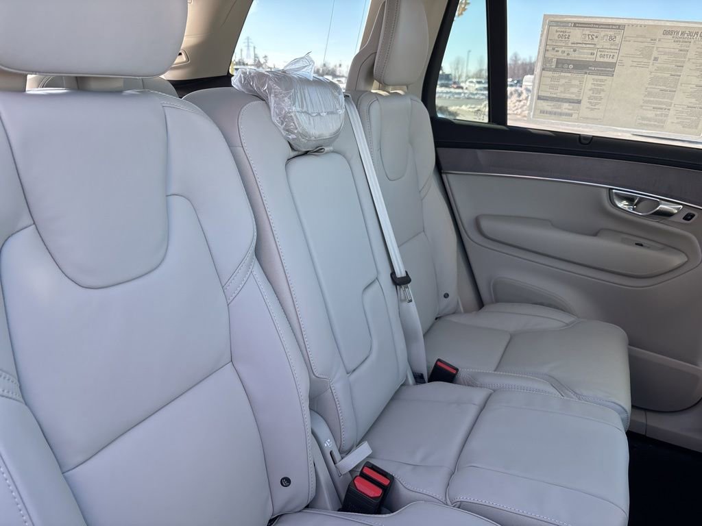 New 2026 Volvo XC90 T8 Ultra w/ Protection Package Premier image 46
