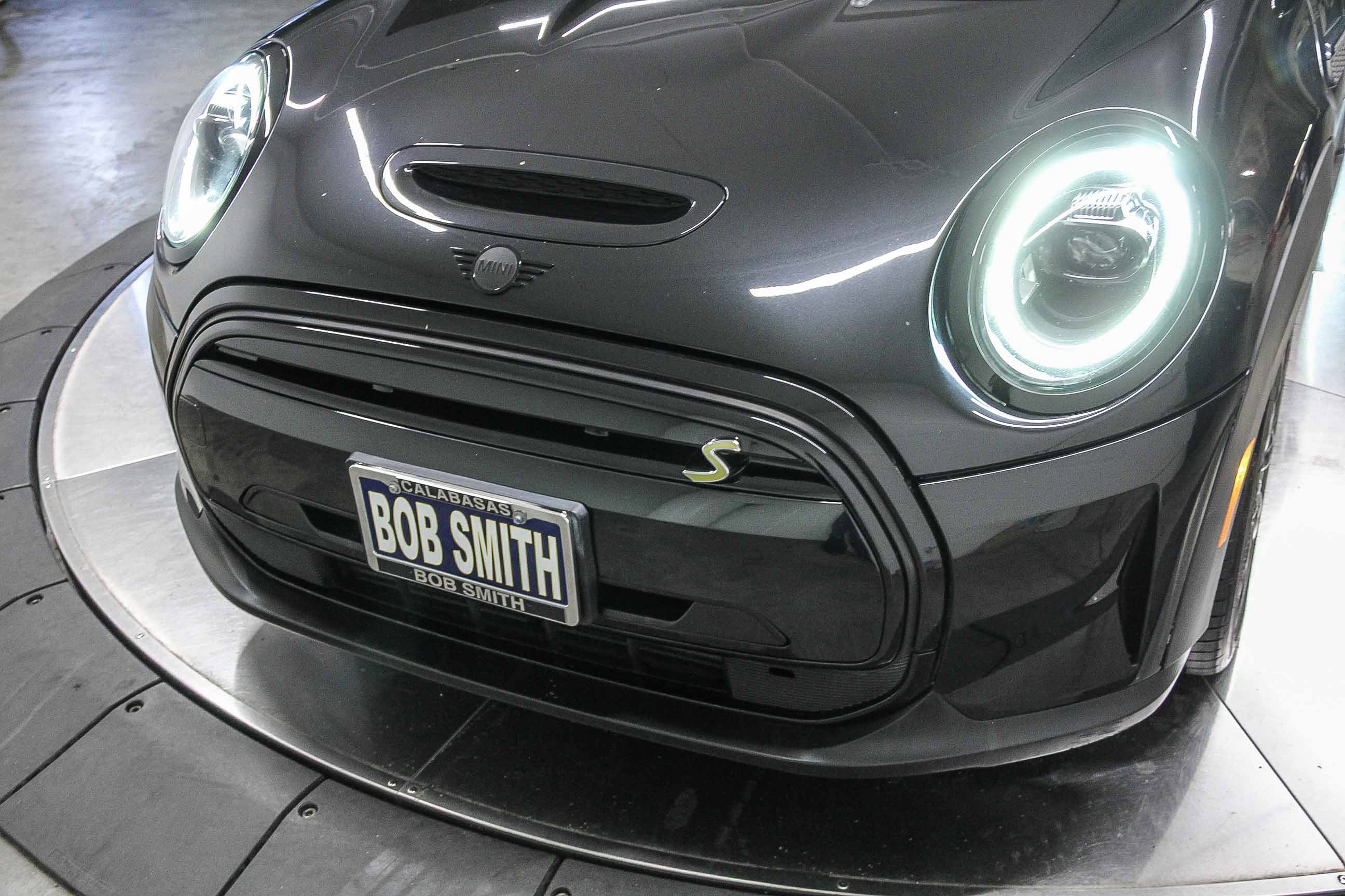 Used 2024 MINI Cooper SE FWD image 11
