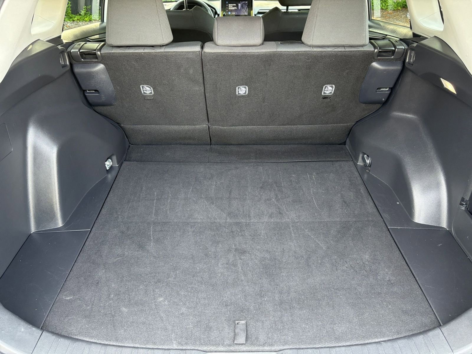 Used 2024 Toyota RAV4 XLE image 31