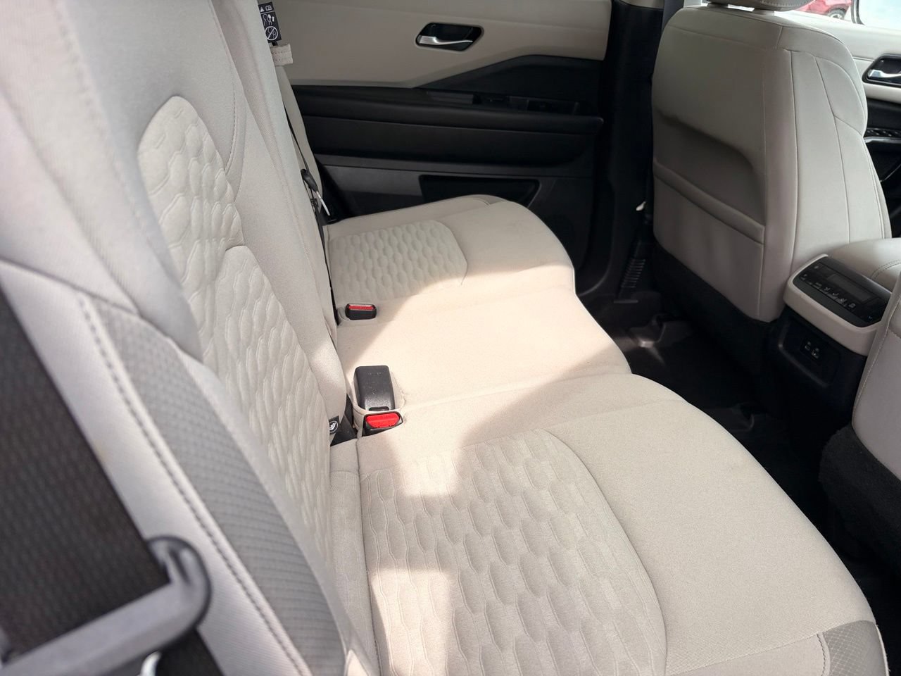 Certified 2022 Nissan Pathfinder SV w/ SV Black Package FWD image 13