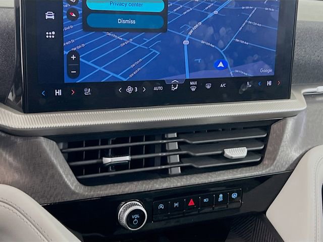 Used 2025 Ford Explorer Platinum w/ Ultimate Package image 17