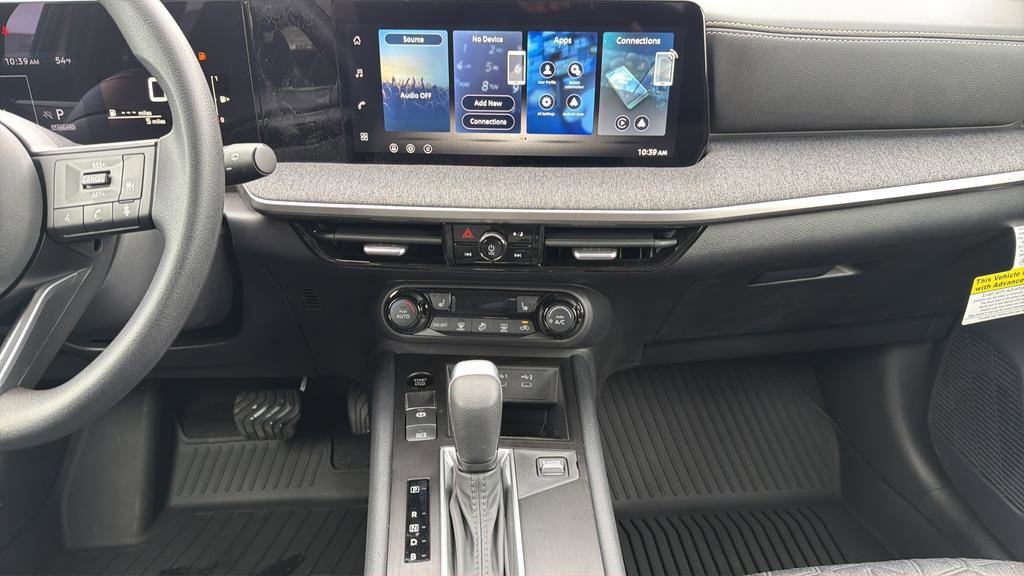 New 2026 Nissan Kicks SV w/ Charging Package FWD image 8