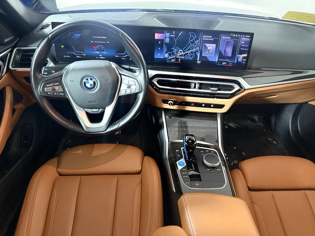 Used 2023 BMW i4 eDrive40 w/ Premium Package RWD image 11