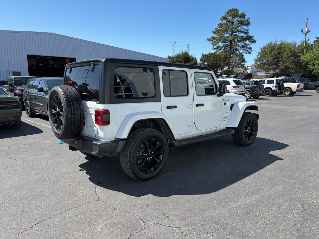 Used 2023 Jeep Wrangler Unlimited Sahara w/ Cold Weather Group image 7