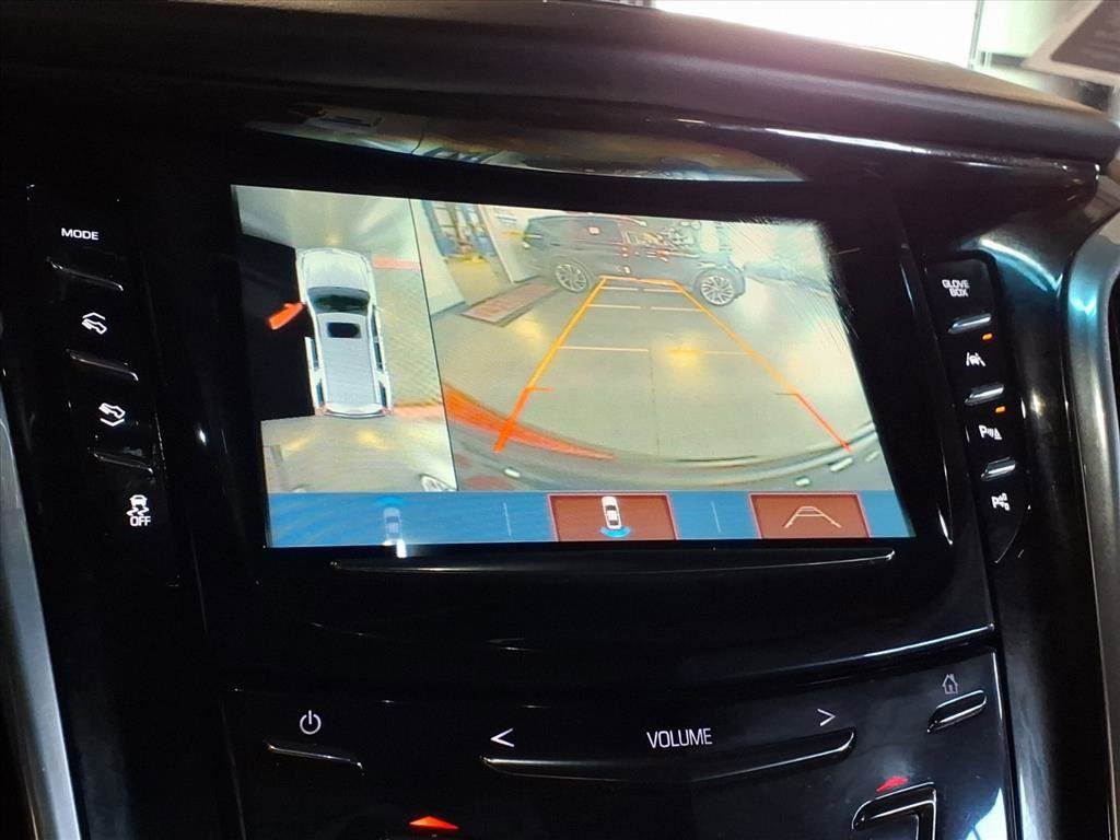 Used 2018 Cadillac Escalade ESV Platinum image 25