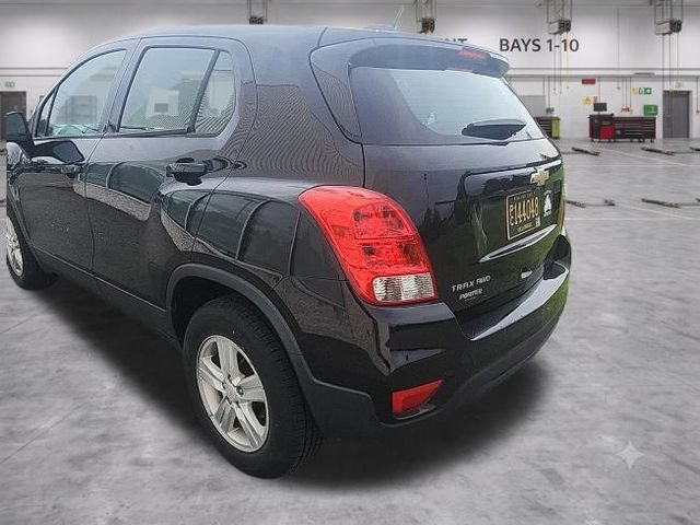 Used 2021 Chevrolet Trax LS AWD/4WD image 8