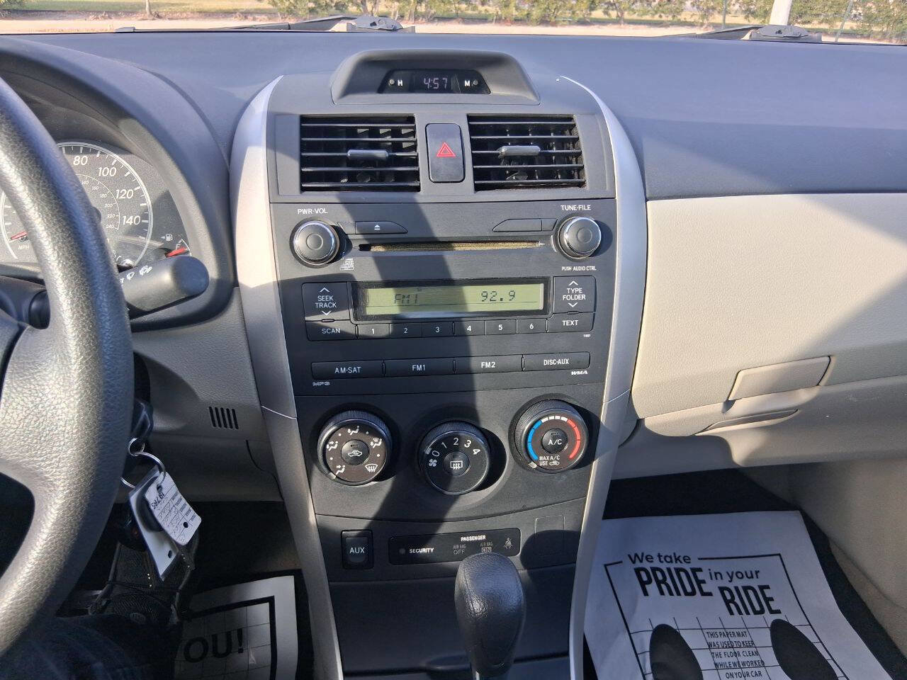 Used 2013 Toyota Corolla L image 18